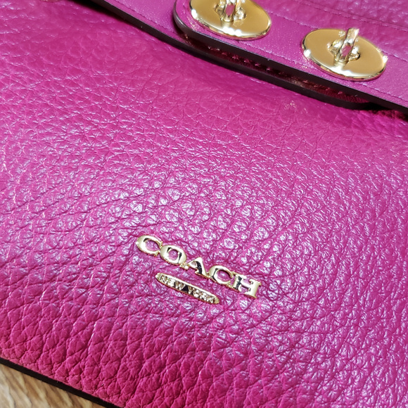 COACH Blacke Bubble Leather small cross/clutch bag - Picture 2 of 12